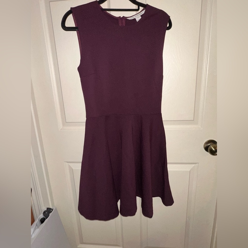 Diane Von Furstenberg Plum purple skater Dress 6 office business minimalist